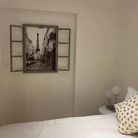 Stylist And Cosy In Montparnasse פריז